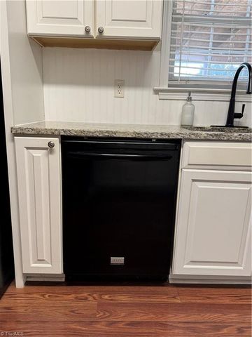 512 R L Norris Road, Linwood, NC 27299