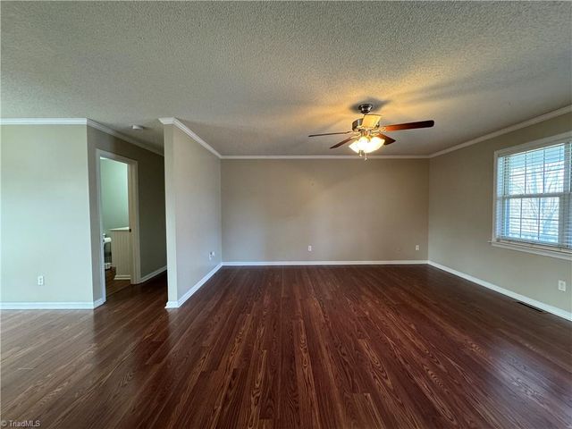 512 R L Norris Road, Linwood, NC 27299