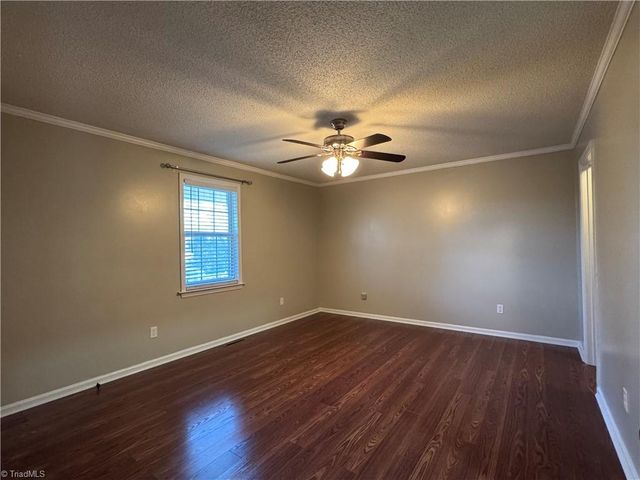 512 R L Norris Road, Linwood, NC 27299