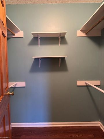 512 R L Norris Road, Linwood, NC 27299