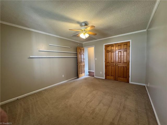 512 R L Norris Road, Linwood, NC 27299