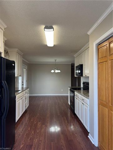 512 R L Norris Road, Linwood, NC 27299