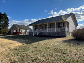 512 R L Norris Road, Linwood, NC 27299