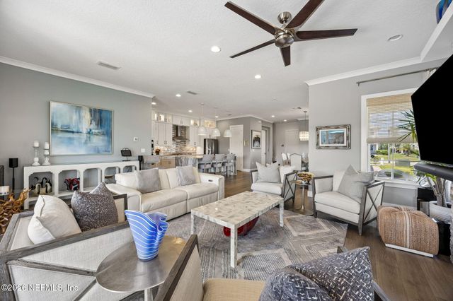 662 RUM RUNNER Way, St. Johns, FL 32259