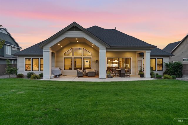 5301 W Strant St, Eagle, ID 83616