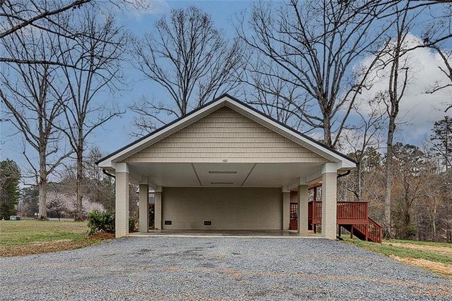 2571 Stutts Road, Asheboro, NC 27205