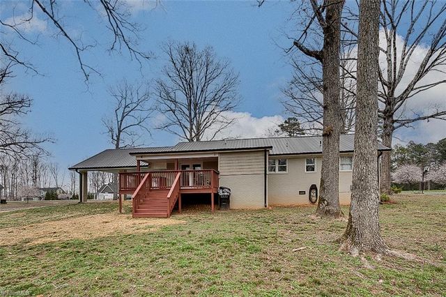 2571 Stutts Road, Asheboro, NC 27205
