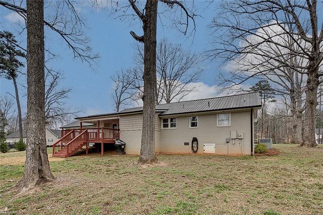 2571 Stutts Road, Asheboro, NC 27205