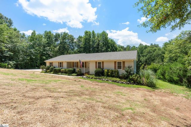 320 Bates View Drive, Travelers Rest, SC 29690