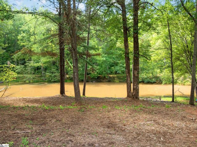 320 Bates View Drive, Travelers Rest, SC 29690
