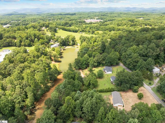 320 Bates View Drive, Travelers Rest, SC 29690