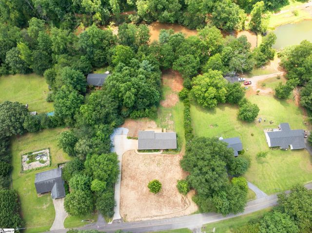 320 Bates View Drive, Travelers Rest, SC 29690