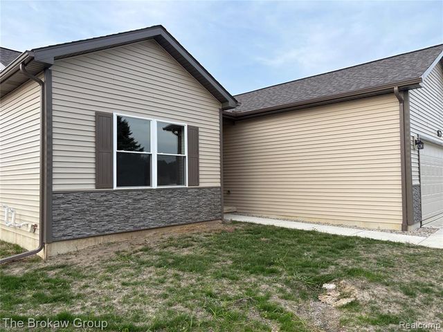 3369 Meadowridge Court, Davison, MI 48423