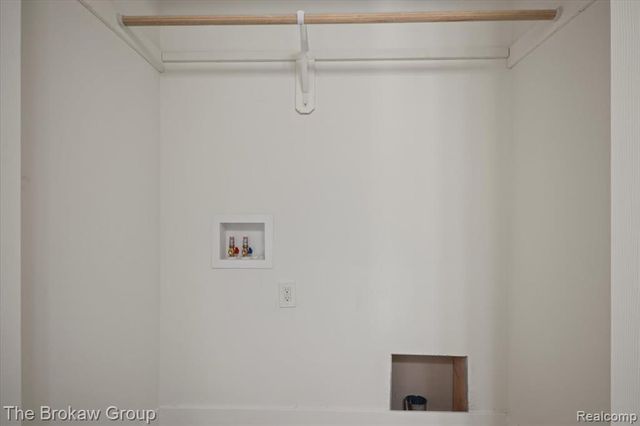 3369 Meadowridge Court, Davison, MI 48423