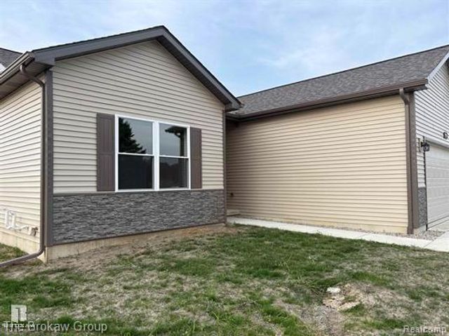 3369 Meadowridge Court, Davison, MI 48423