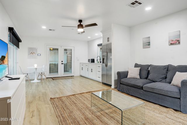 6816 E Vernon Avenue, Scottsdale, AZ 85257