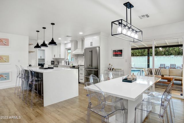 6816 E Vernon Avenue, Scottsdale, AZ 85257