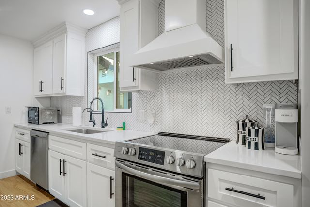 6816 E Vernon Avenue, Scottsdale, AZ 85257