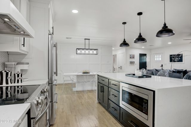 6816 E Vernon Avenue, Scottsdale, AZ 85257