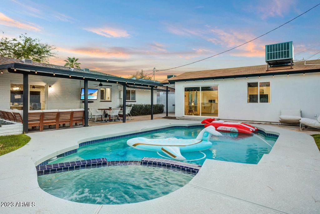 6816 E Vernon Avenue, Scottsdale, AZ 85257