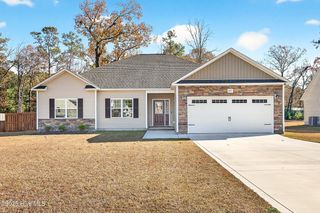 227 Westfield Drive, Richlands, NC 28574