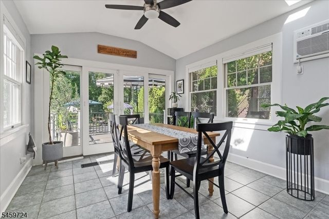 54 Elm St, Millburn Twp., NJ 07041