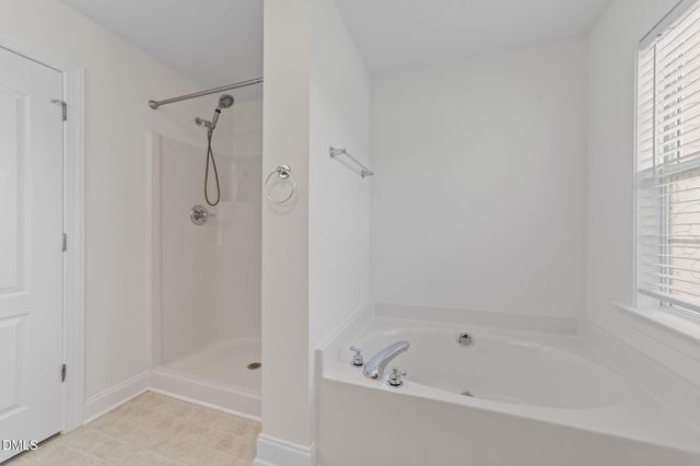 7601 Eagle Chase Drive, Willow Springs, NC 27592