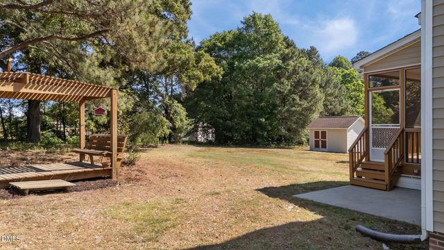7601 Eagle Chase Drive, Willow Springs, NC 27592
