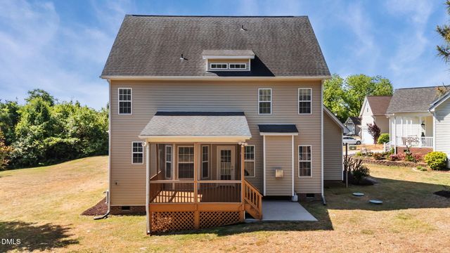 7601 Eagle Chase Drive, Willow Springs, NC 27592