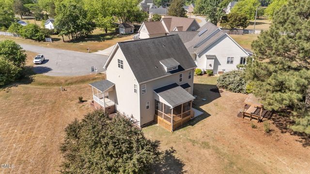 7601 Eagle Chase Drive, Willow Springs, NC 27592