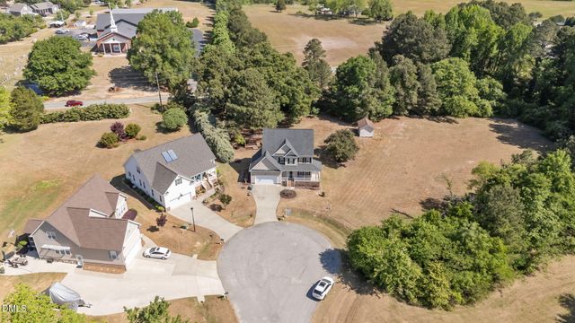 7601 Eagle Chase Drive, Willow Springs, NC 27592