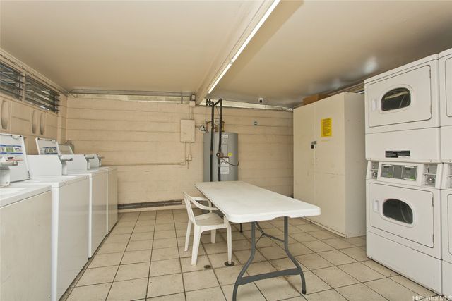 1426 Keeaumoku Street B13, Honolulu, HI 96822