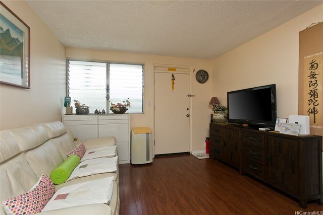 1426 Keeaumoku Street B13, Honolulu, HI 96822