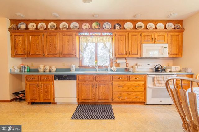 2407 N TEMPERANCE ST, Port Norris, NJ 08349