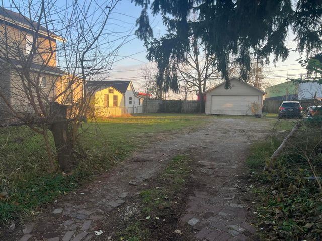 1543 Safford Avenue, Columbus, OH 43223