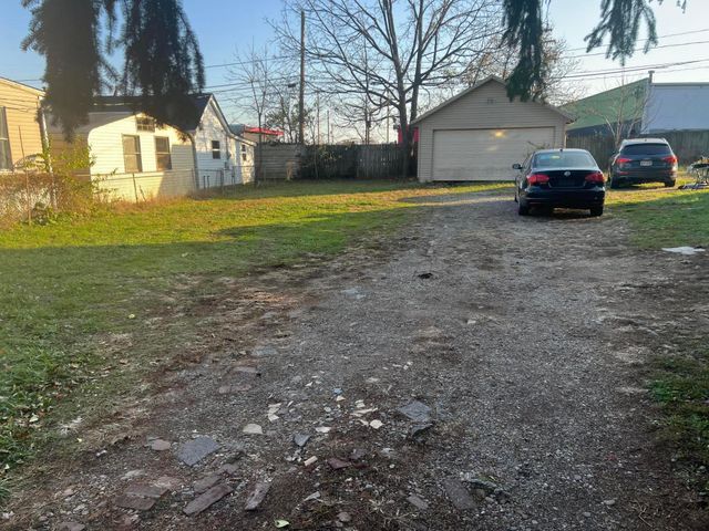 1543 Safford Avenue, Columbus, OH 43223