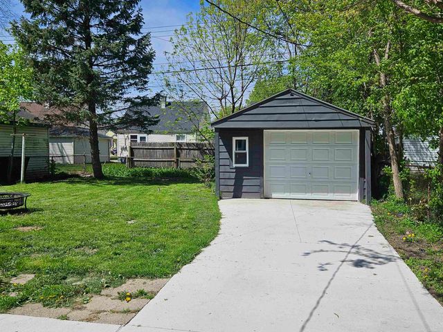 14945 Alberta Avenue, Warren, MI 48089