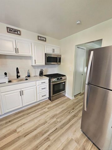 14945 Alberta Avenue, Warren, MI 48089