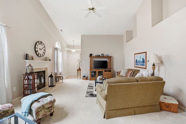 6207 Crystal View Drive, Indianapolis, IN 46237