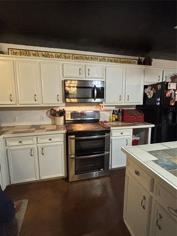 765 Fm 2781, Lovelady, TX 75851