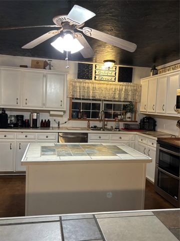 765 Fm 2781, Lovelady, TX 75851