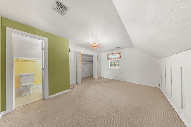 1045 Bellewood, Canyon Lake, TX 78133