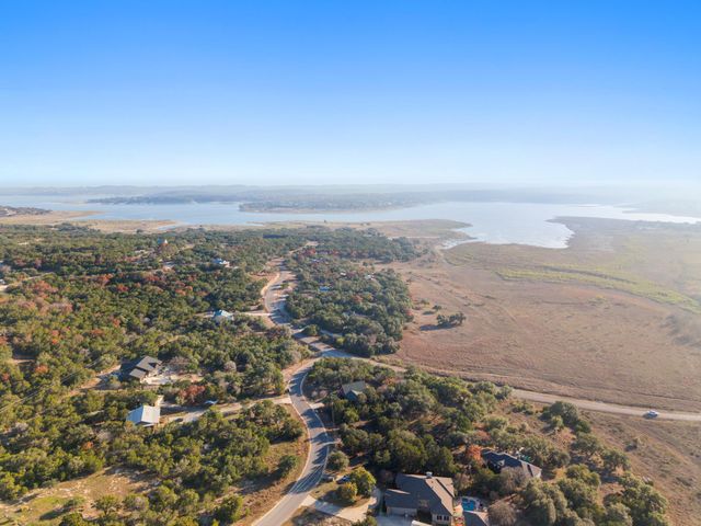 1045 Bellewood, Canyon Lake, TX 78133
