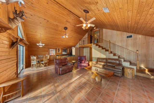 1045 Bellewood, Canyon Lake, TX 78133