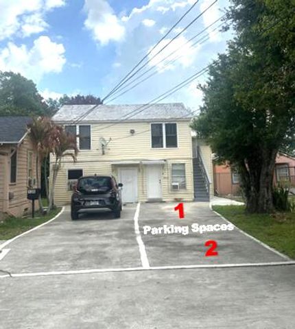 136 N 15th Street C, Fort Pierce, FL 34950