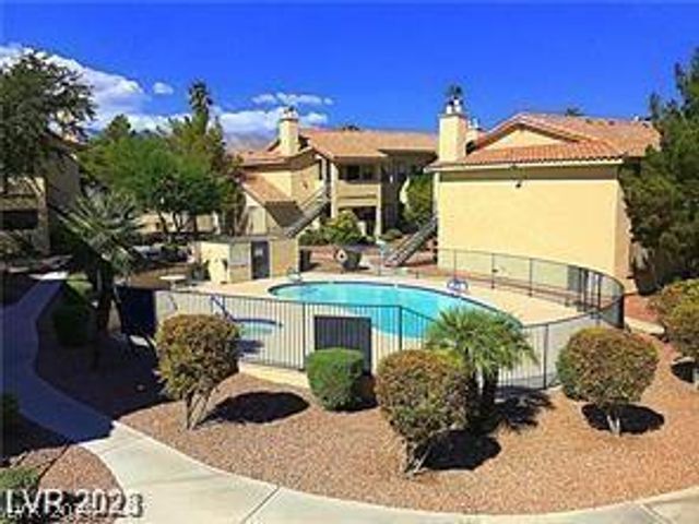 1108 Observation Drive 202, Las Vegas, NV 89128
