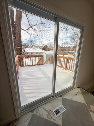 5112 N Cypress Avenue, Kansas City, MO 64119