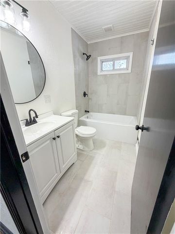 5112 N Cypress Avenue, Kansas City, MO 64119