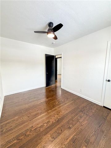 5112 N Cypress Avenue, Kansas City, MO 64119