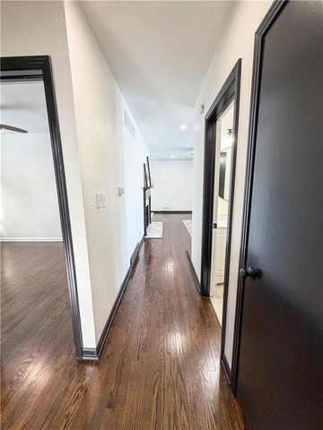 5112 N Cypress Avenue, Kansas City, MO 64119